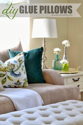 Courtesy of Virginia at LiveLoveDIY. http://www.livelovediy.com/2013/09/how-to-make-pillows-with-glue-and.html